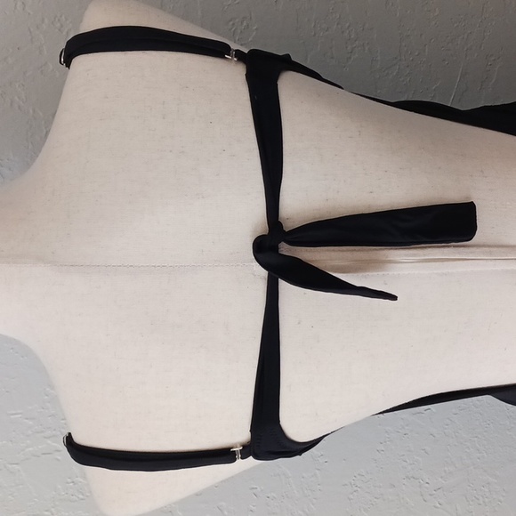 Black one piece net swimsuit - Picture 6 of 11